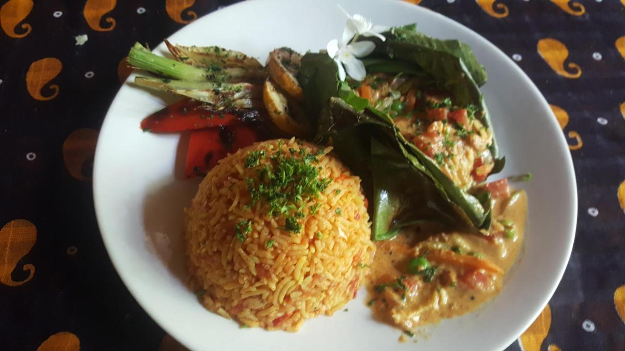 Solo Inn Kochi ภายนอก รูปภาพ